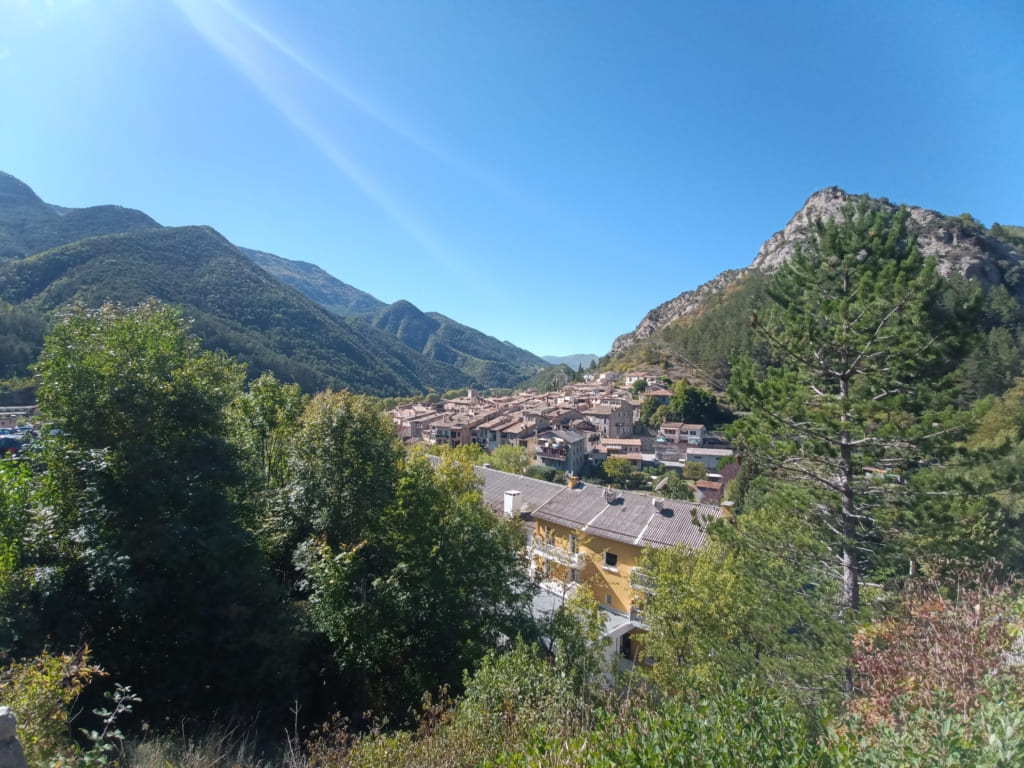 Vallée du Var à Puget-Thénier (Alpes-Maritimes) Cécile Lemarchand-min