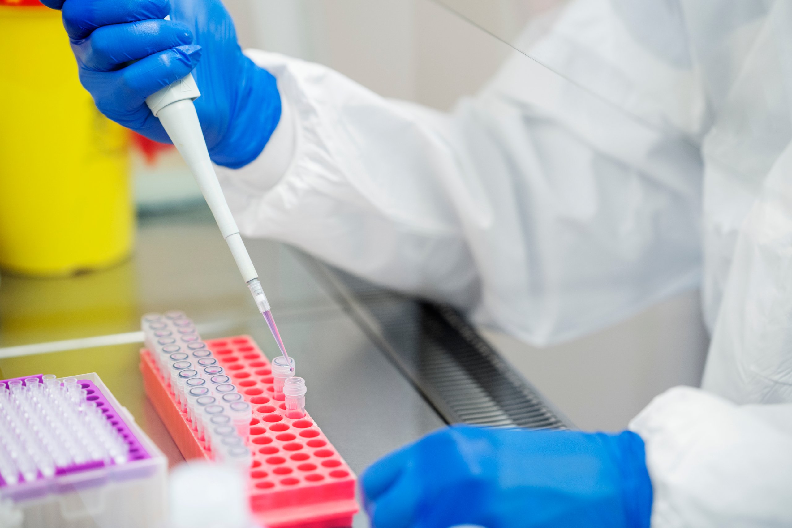 doctor-performing-medical-research-lab